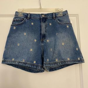 Denim Co. Sunflower Daisy 🌻 Floral Short Jean - Size 0